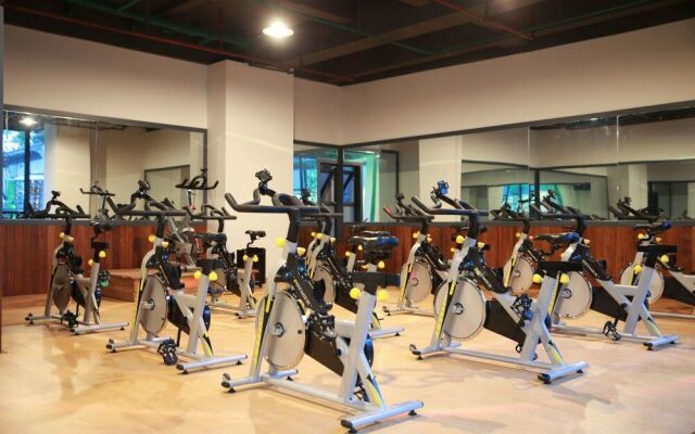 Floral Hotel Dali Luchun Garden