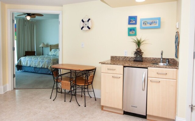 Crb0708 2 Bedroom Condo