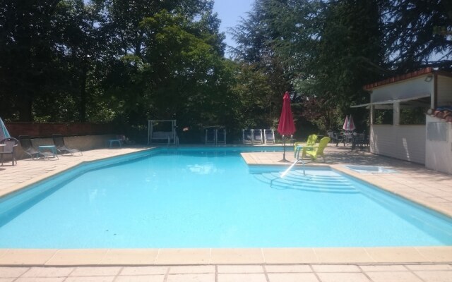 Hôtel Le Mas Fleuri