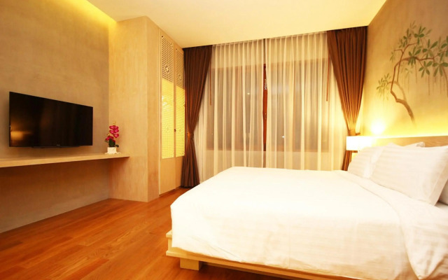 Chu Hotel