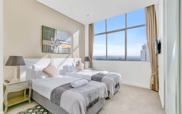 Surfers Paradise Penthouse