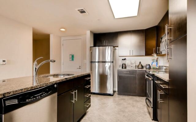 Bluebird Suites in Pentagon City