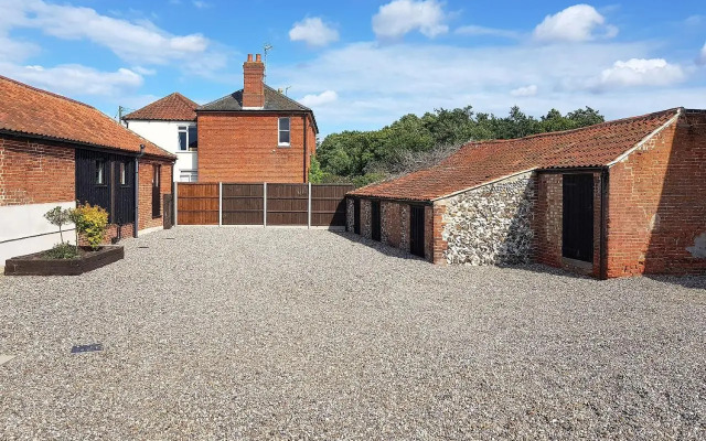 Summer House Stables