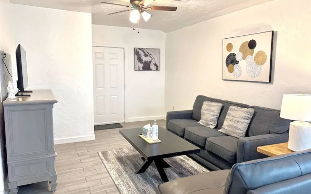 Fully-furnished Studio With Rustic Design 36B