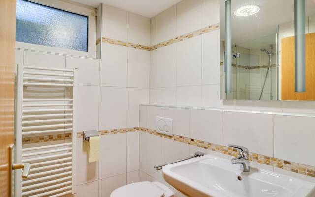 Cosy Chalet in Mühlbach With Private Garden