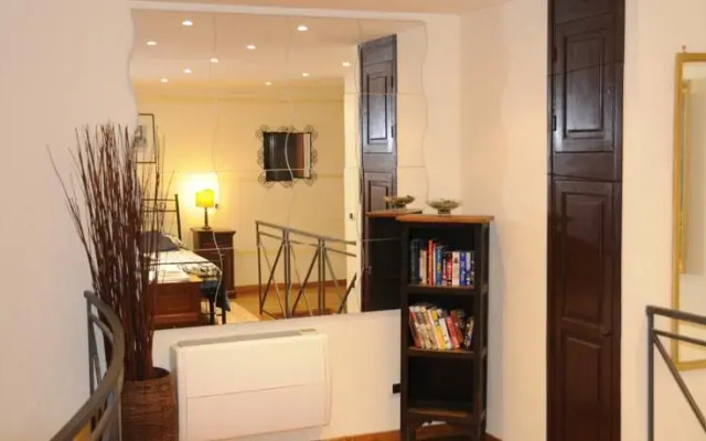 Trastevere Duplex Apartment