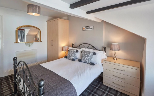 Apartment 4 at Khyber