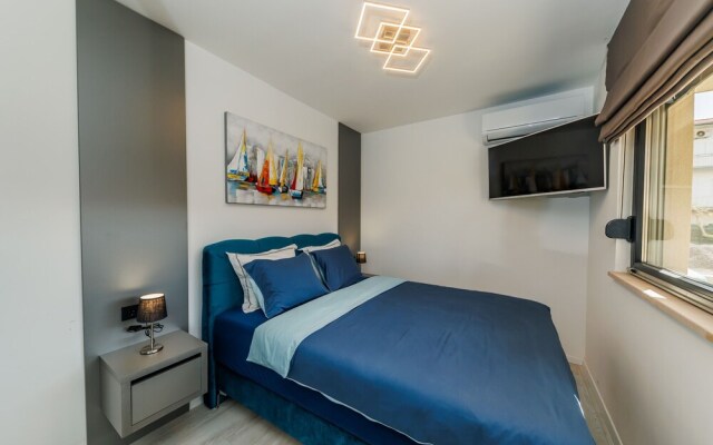 Modern Luxury Apartment Ivana, With two Patios