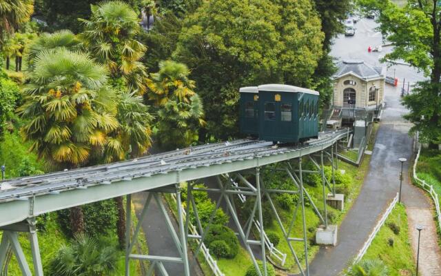 ONLOC - St Exupéry -Magnifique appart au calme avec chambre - parking