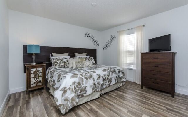 5 Bedroom 3.5 Bathroom Pool Villas