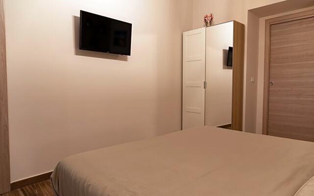 Tizzy Apartment & Rooms