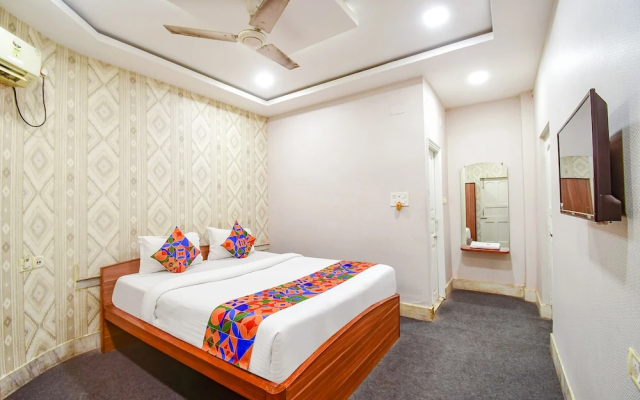 Fabhotel Saltlake Regency