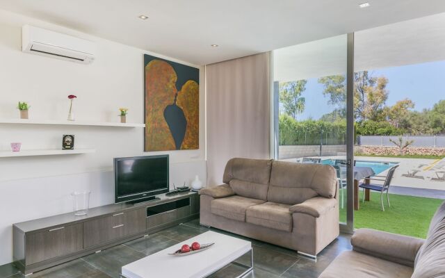 Villa Santa Catalina - Family Only