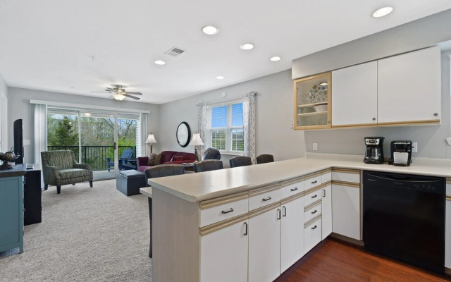 Valley View Retreat - Holiday Hills Branson - Golf Resort -outdoor Pools