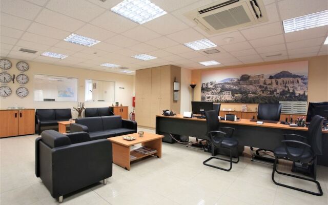 GK Airport Suites - Free Shuttle
