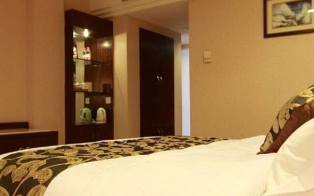 Xiongfei Holiday Hotel - Zigong
