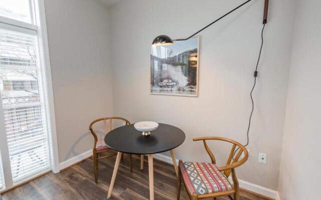 Mint House Nashville - Hillsboro Village