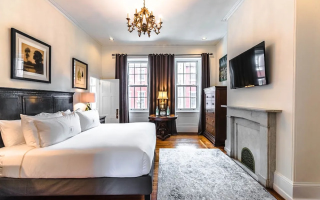 The DWIGHT D Hotel