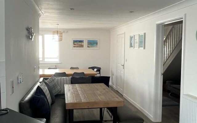 Bescot House, Bramble Hill, Bude, 4 bed det House