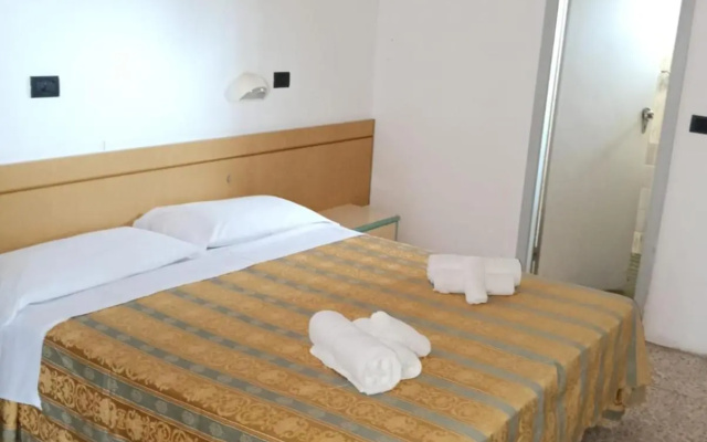 Hotel Sidney