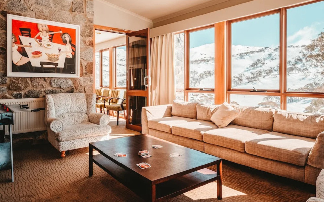 Boonoona Ski Lodge