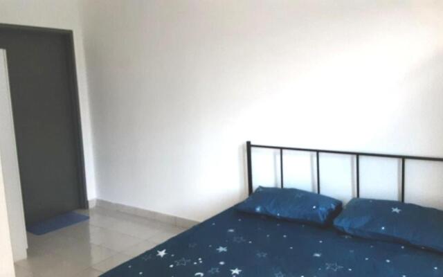 Comfy 3-Bedroom Apartment