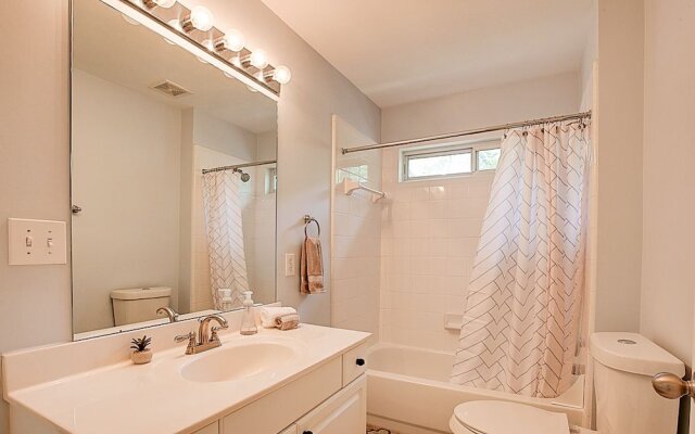 Peachy Keen Luxury Estate