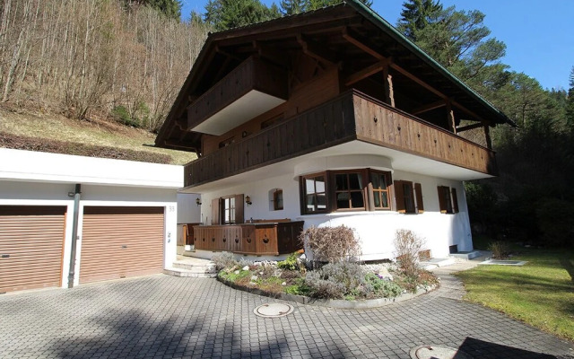 Chalet Adriana