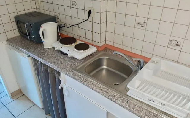 Apartment With Balcony Near Dusseldorf