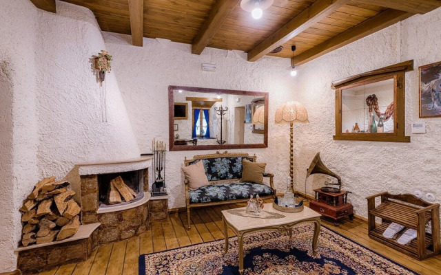 Koukos Rhodian Guesthouse - Adults Only