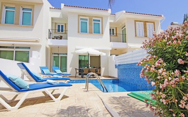 Elsa Protaras in Protaras