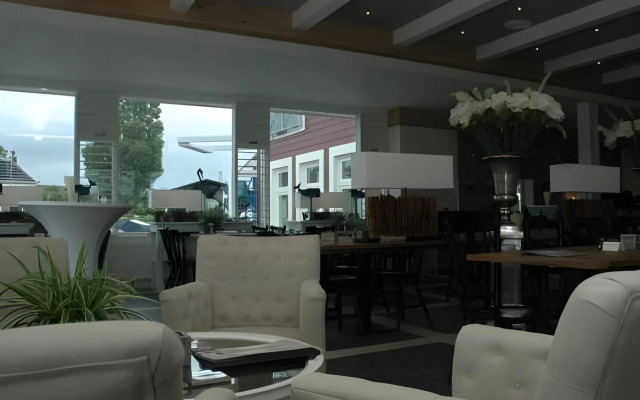 Harbour Club Terherne