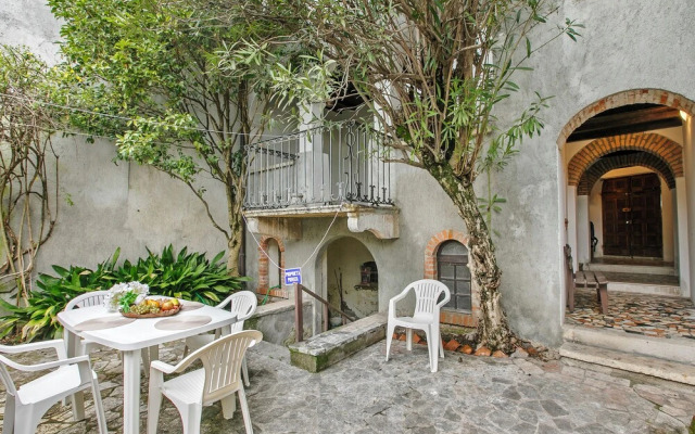 Teseo House - Lake View