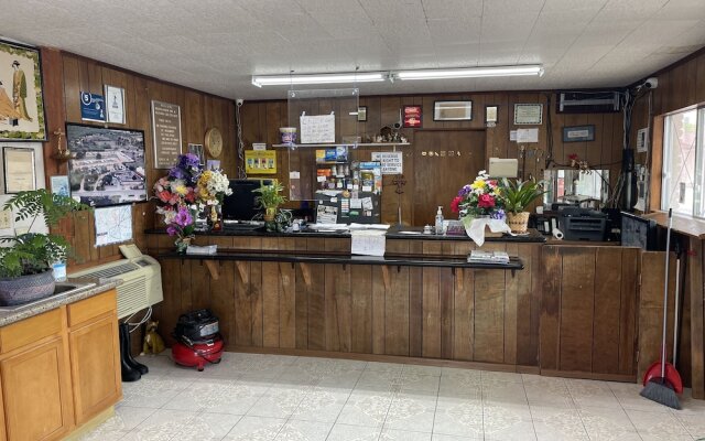 Wildflower Inn & RV Park