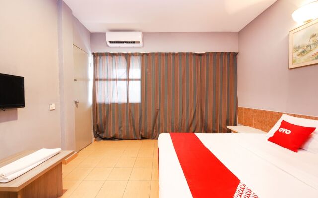 OYO 89676 Hotel 22