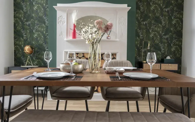 The Callie by Sasco Apartments