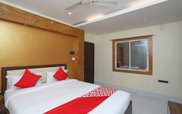 Oyo 18722 Sandhya Inn