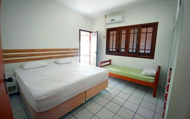 CASA ARMANI 50 metros DA PRAIA MARISCAL BOMBINHAS