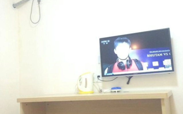 K155 hotel chain (Shanghai University Town store）)