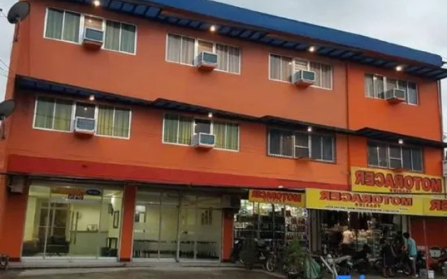 Reddoorz @ Johsons Pension House Butuan City