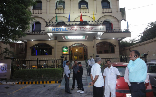 Hotel Taj Plaza