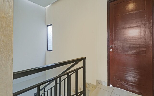 OYO 90452 Pillow Inn