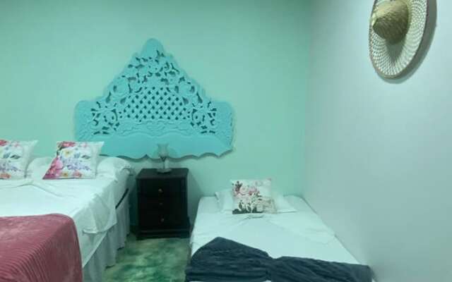 4Cr-1M Casa En El Centro Historico Getse