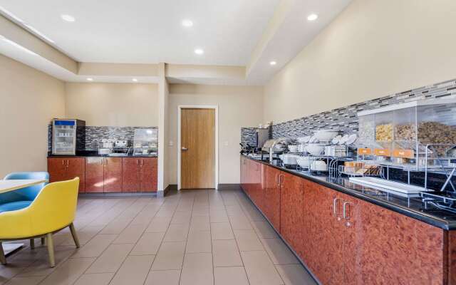 Comfort Suites Merrillville near US 30