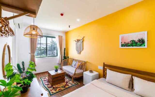 Nang House Homestay