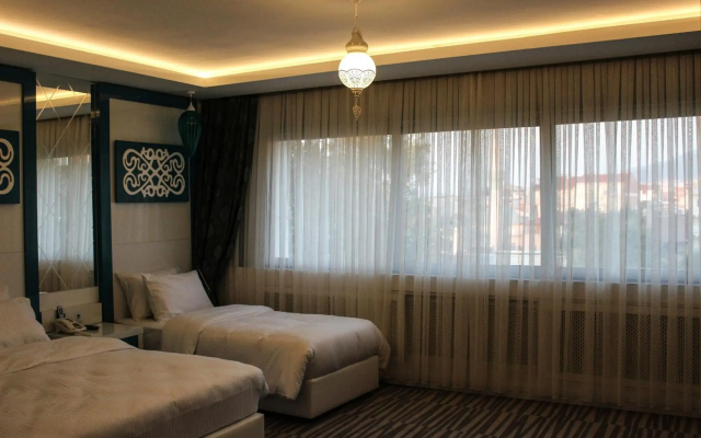Grand Bursa Hotel