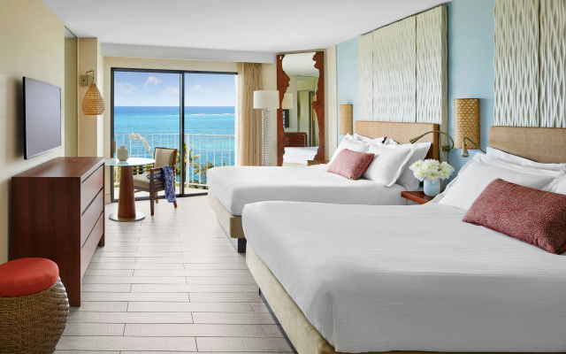 The Coral at Atlantis, Autograph Collection