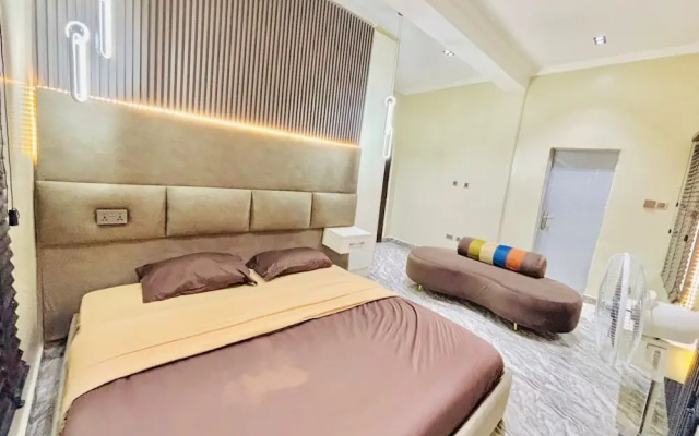 Stylish 2-bedroom Apartment in Peaceful Abuja Neighborhood