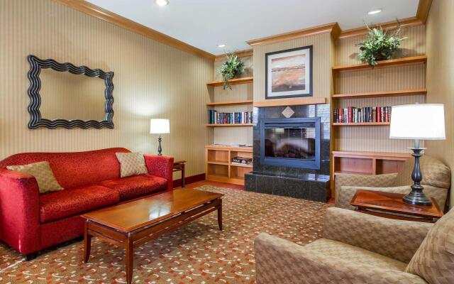 Sleep Inn & Suites Madison - Monona