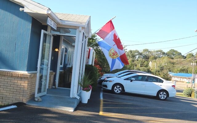 Coastal Inn Kingfisher